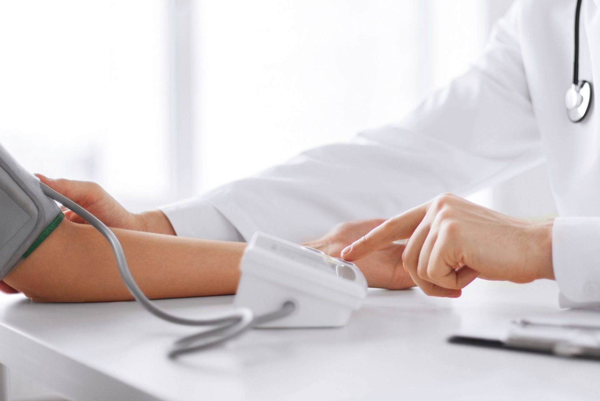 How to Lower High Blood Pressure Without Medication